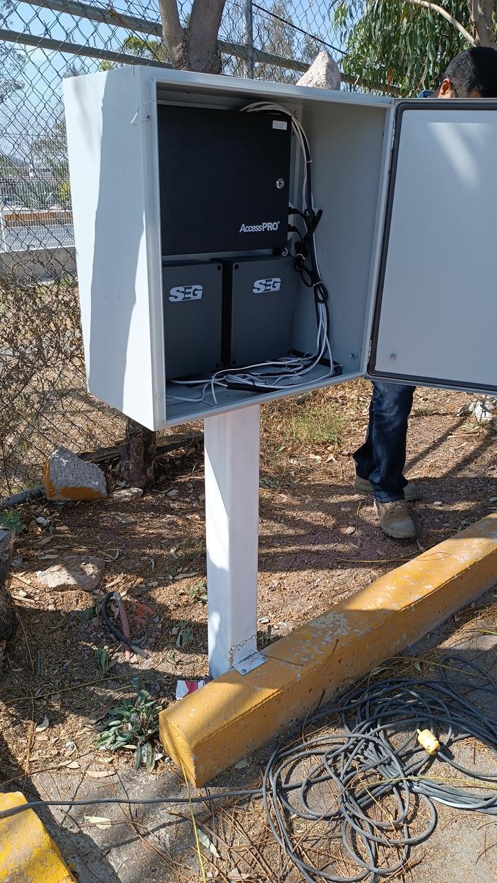 QRO CA 1